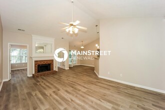 6245 New Magnolia Pl in College Park, GA - Building Photo - Building Photo