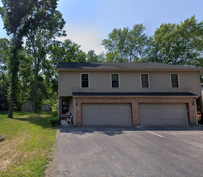 1017 Union Ave in Chesterton, IN - Building Photo