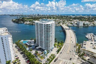 1881 79th Street Cswy, Unit 1606 in North Bay Village, FL - Building Photo