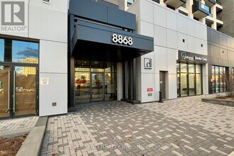 8868 Yonge St in Richmond Hill, ON - Building Photo - Building Photo