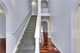 123 Stratford Ct in New Stanton, PA - Building Photo - Building Photo