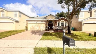 9906 Shadow Creek Dr in Orlando, FL - Building Photo