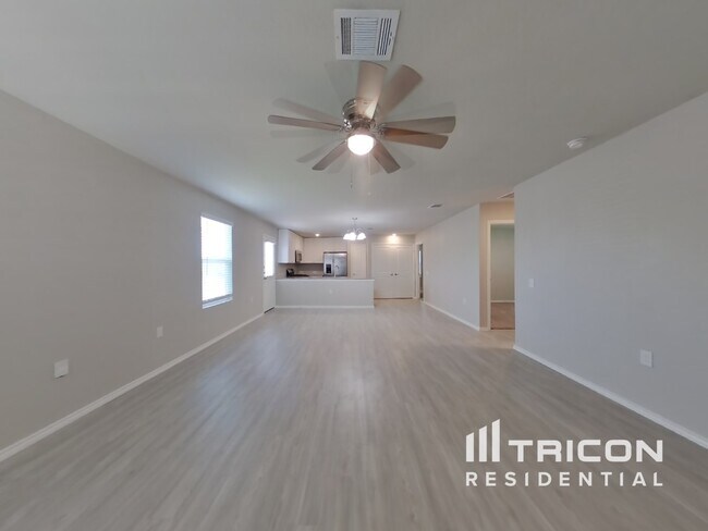 5603 Apricot Mist in San Antonio, TX - Building Photo - Building Photo