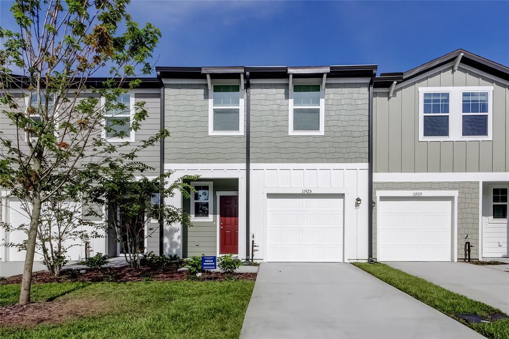 11925 Sylvia St in Dade City, FL - Building Photo