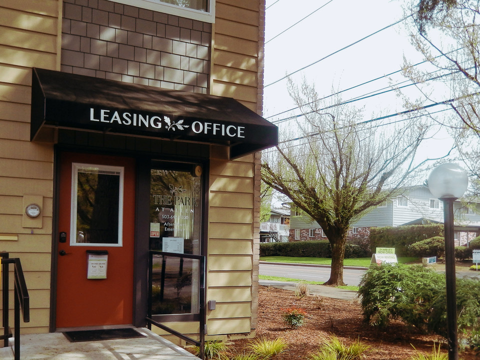 Park At Allen Apartments in Beaverton, OR - Foto de edificio