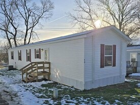 613 Polk St in De Soto, IA - Building Photo