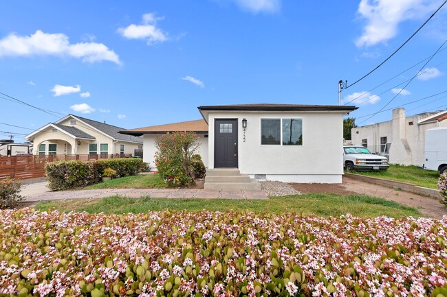 property at 4722 68th St