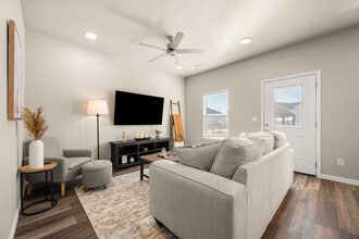 Villas at Palecero in Tontitown, AR - Building Photo - Building Photo