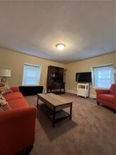 9 Covell St in Newport, RI - Building Photo - Building Photo