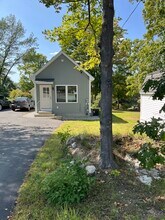 84 Prospect St in Milford, NH - Building Photo - Building Photo