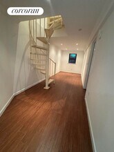 237 Henry St in New York, NY - Building Photo - Building Photo