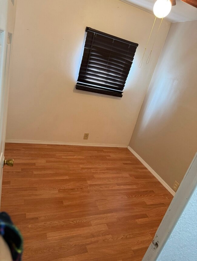 951 N Auburn Ave in Farmington, NM - Building Photo - Building Photo