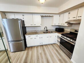 424 Elgin Ave in Forest Park, IL - Building Photo - Building Photo