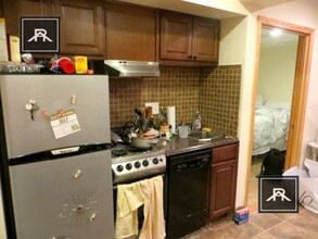 1689 Beacon St in Brookline, MA - Building Photo - Building Photo