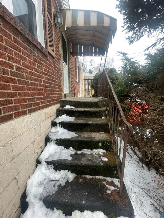 149 Parkwood Rd in Verona, PA - Building Photo - Building Photo