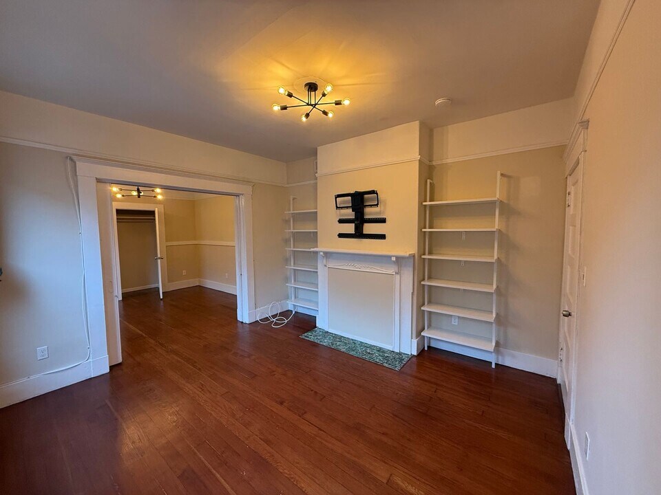 2921-2923 20th St in San Francisco, CA - Building Photo