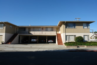 499 Poplar Ave in San Bruno, CA - Building Photo - Building Photo