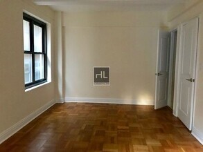 EAST 56 STREET, Unit 4A in New York, NY - Building Photo - Building Photo