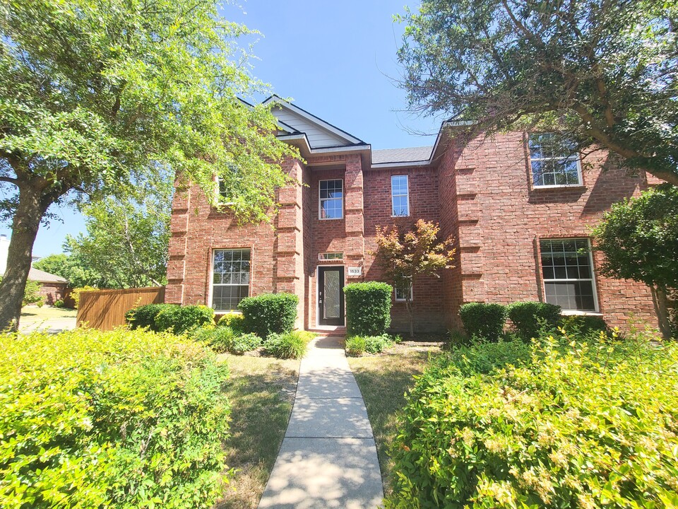 1533 Sleepy Hollow Dr in Allen, TX - Building Photo