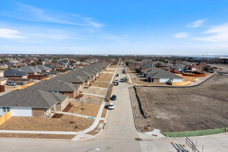 Boardwalk Heights in Lancaster, TX - Building Photo - Building Photo