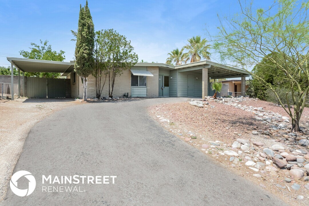 3242 S Champlain Ave in Tucson, AZ - Building Photo
