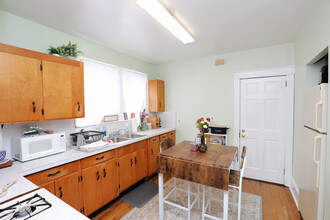 34 Hurley Ave in Kingston, NY - Building Photo - Interior Photo