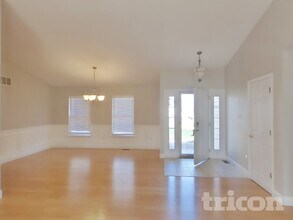 108 Bear Claw Dr in Wentzville, MO - Building Photo - Building Photo