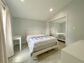 13 Linda Pl in Fishkill, NY - Building Photo - Building Photo