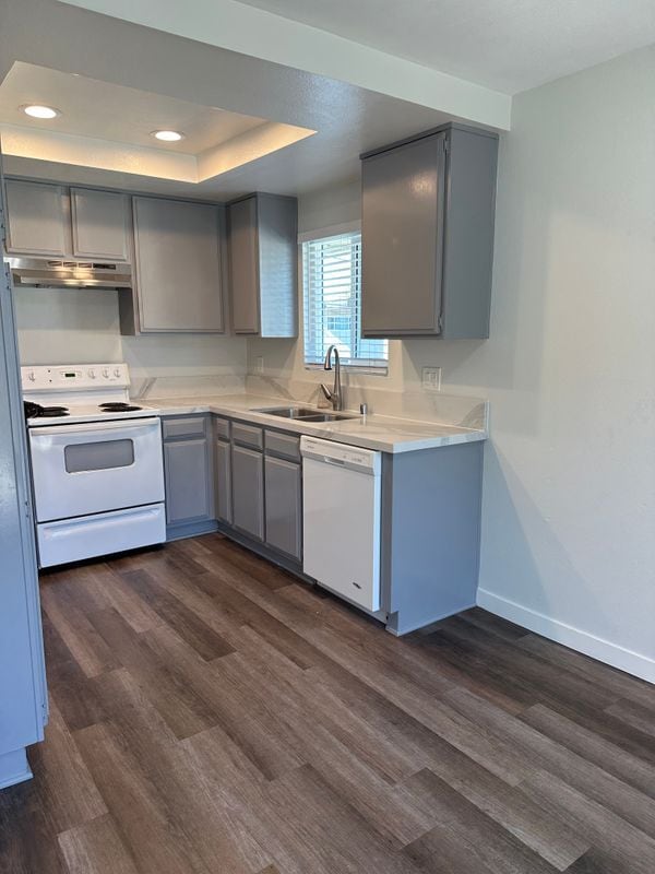 5238 Hayter Ave in Lakewood, CA - Building Photo - Building Photo