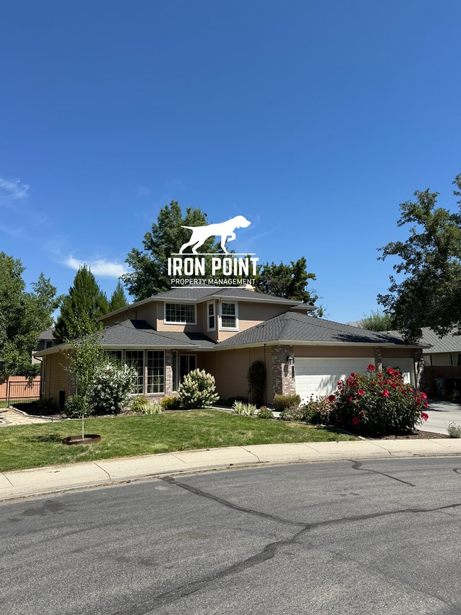 property at 3250 E Bayberry Ct