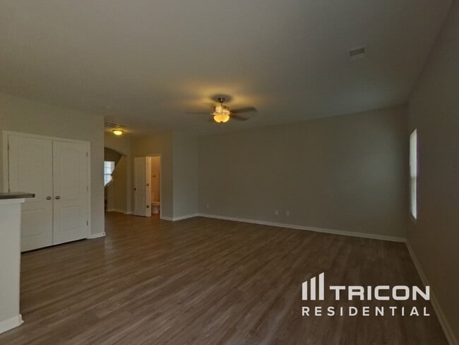 1134 Blue Topaz Dr in Dallas, NC - Building Photo - Building Photo