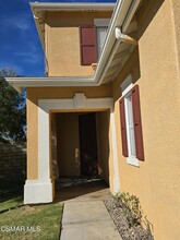 569 Camino Agua Dulce in Thousand Oaks, CA - Building Photo - Building Photo