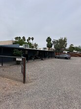 2005 N Swan Rd in Tucson, AZ - Building Photo - Building Photo