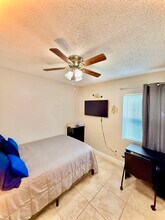 7303 Perugia Ave, Unit Room C in Orlando, FL - Building Photo - Building Photo