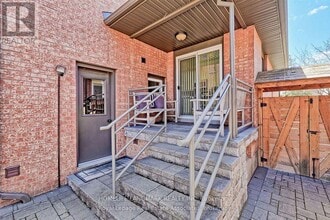 3069 Given Rd in Mississauga, ON - Building Photo - Building Photo