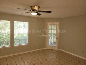 5956 Westgate Dr in Orlando, FL - Building Photo - Building Photo