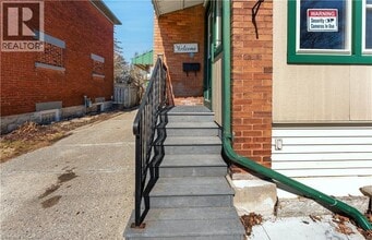24 Onward Ave in Kitchener, ON - Building Photo - Building Photo