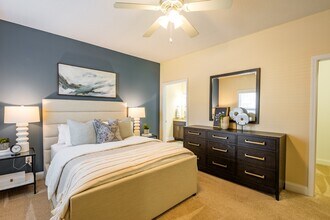 Hawthorne Crestview in Warner Robins, GA - Foto de edificio - Building Photo