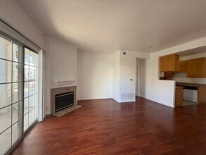 3318 N Decatur Blvd in North Las Vegas, NV - Building Photo - Building Photo