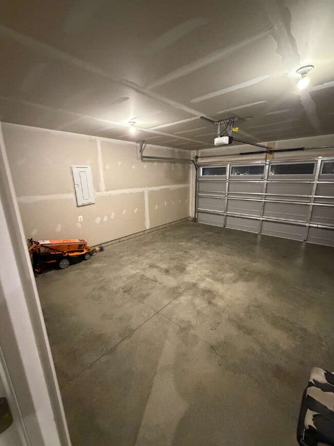 property at 7715 Harlow Cir