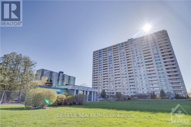 265 Poulin Ave in Ottawa, ON - Building Photo - Building Photo