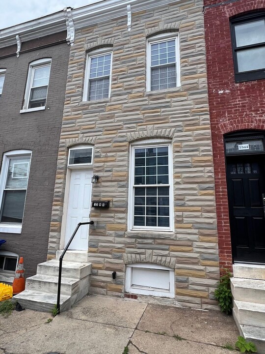 1346 Sargeant St in Baltimore, MD - Foto de edificio