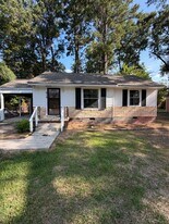 618 Avalon Rd in Jackson, MS - Building Photo