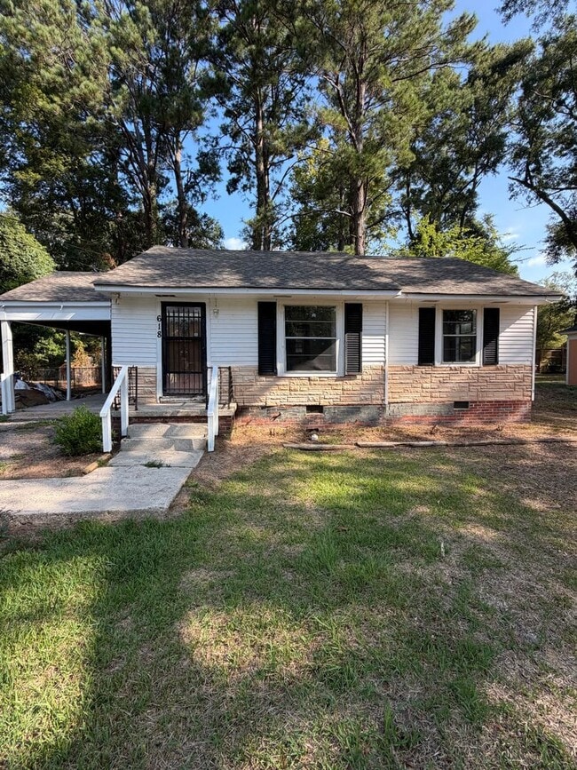 property at 618 Avalon Rd
