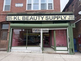 642-648-648 Park St in Hartford, CT - Building Photo