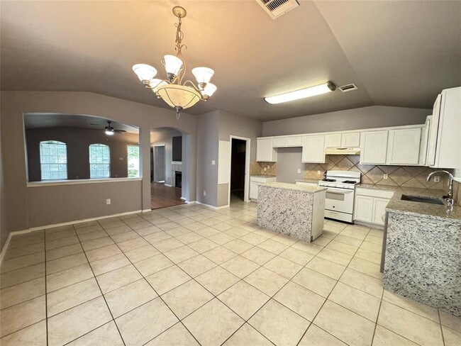 1412 Vanilla Bean Dr