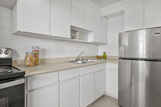 Park Willow Developments in Toronto, ON - Building Photo - Building Photo