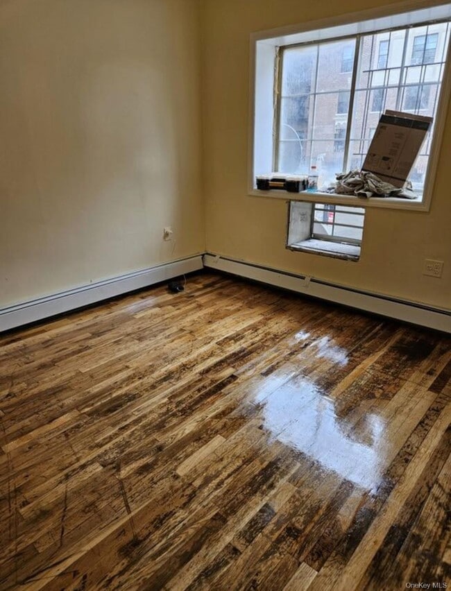 873 Elsmere Pl in Bronx, NY - Building Photo - Building Photo