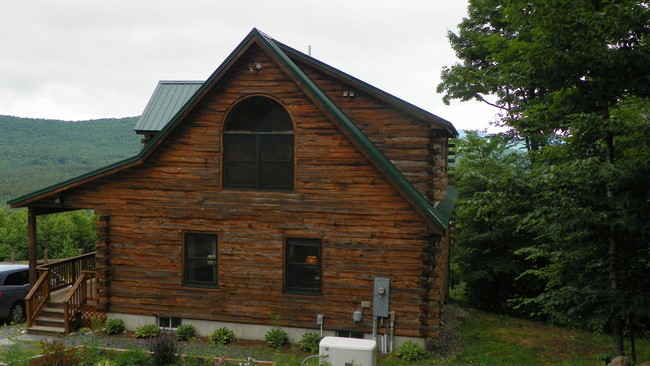 16 Mountains W Ln in Rumney, NH - Building Photo - Building Photo