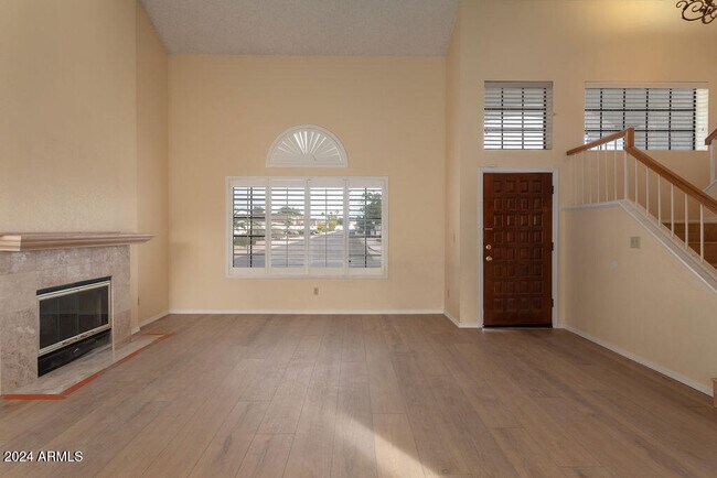19014 N 32nd Way in Phoenix, AZ - Building Photo - Building Photo